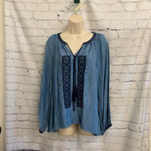 Crown & Ivy Denim Colored Top sz Large